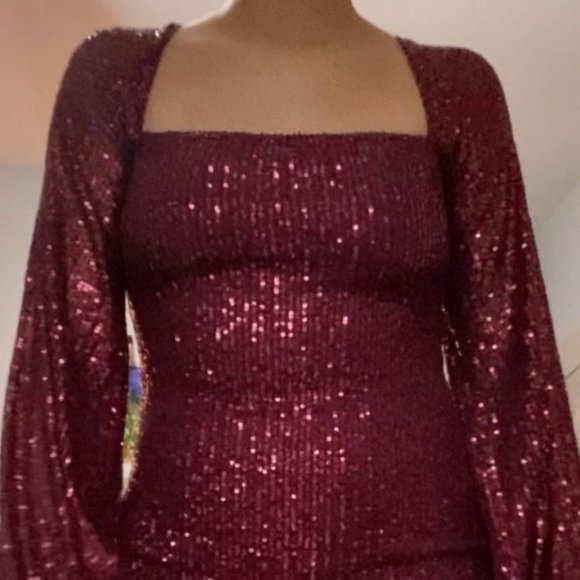 Red Sparkly Dress - Picture 5 of 6